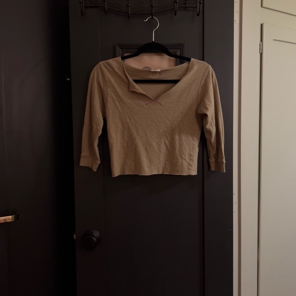 Set - Picture 2 of 5